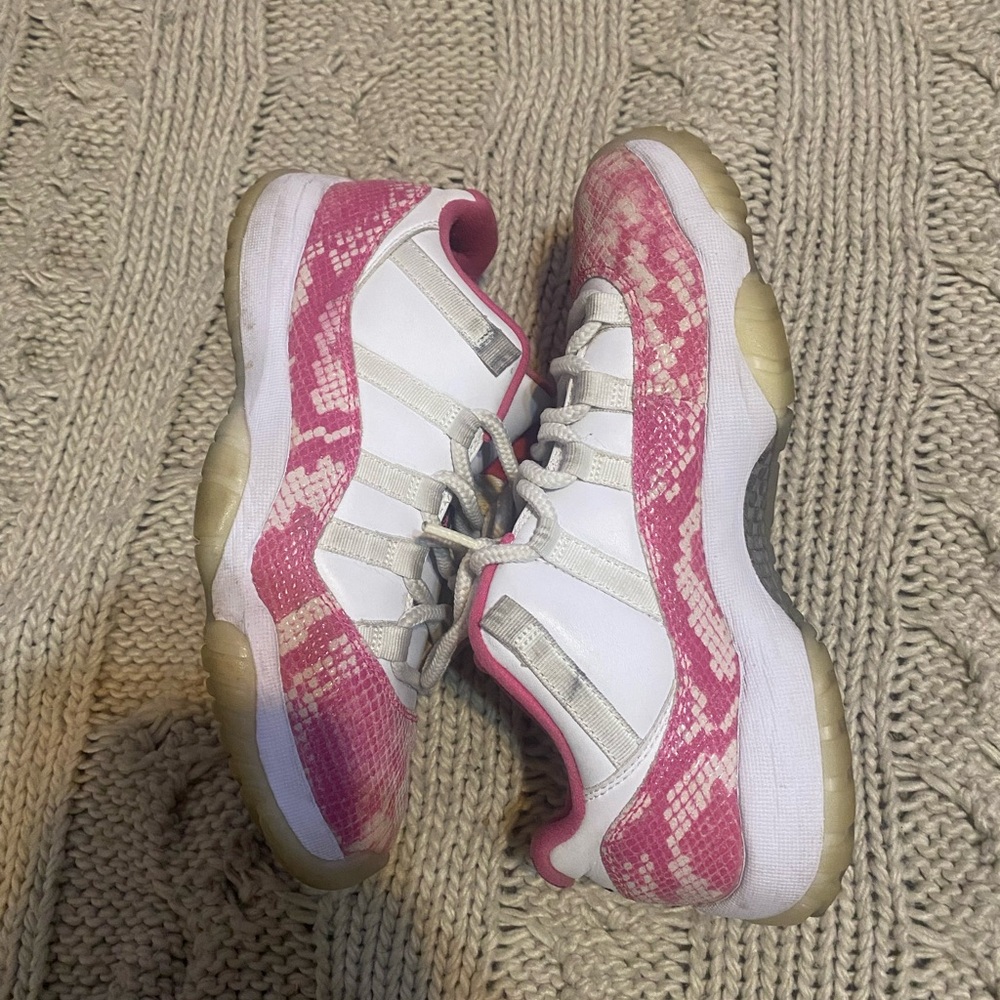 Jordan 11 Retro Low
Pink Snakeskin (2019) (Women's)